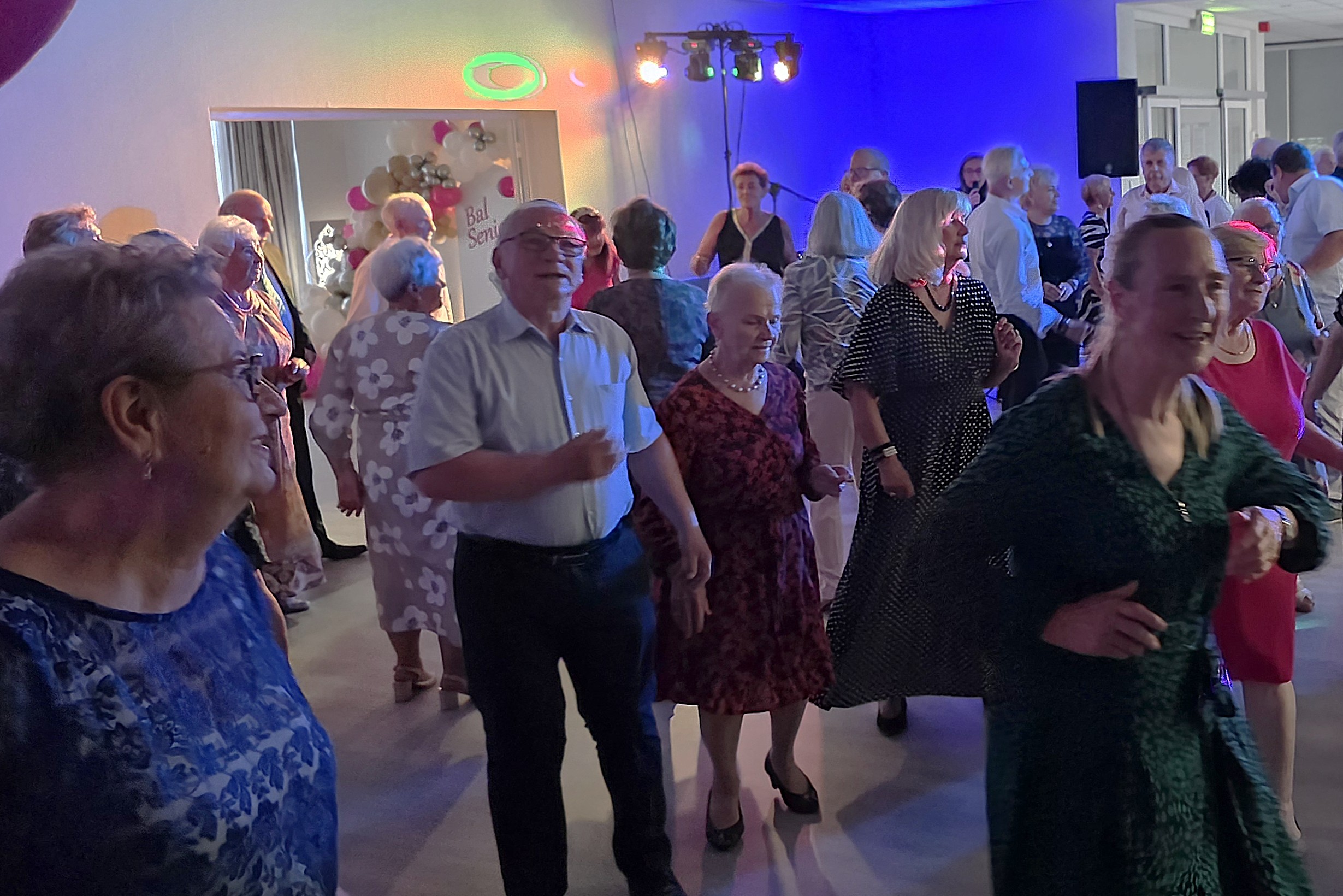 Bal Seniora 2026 w Gminie Dobra - wieczór pełen radości, muzyki i wspólnego świętowania