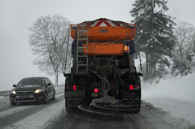 Zimowe utrzymanie dróg na terenie gminy Dobra 