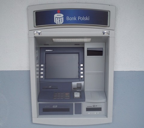 Pierwszy bankomat w Dobrej!