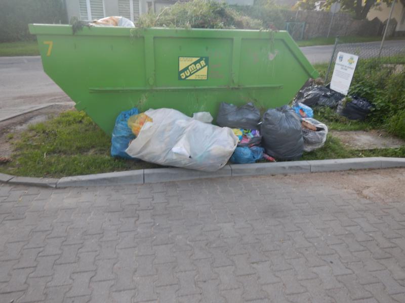 Ustaleni sprawcy wyrzucania odpadów