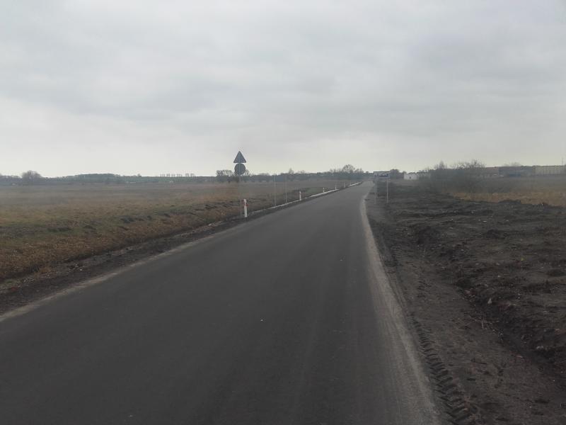 Redlica, wykonanie 1,5 km drogi - zakończone