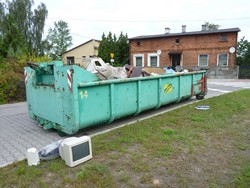 Zbiórka odpadów wielkogabarytowych w gminie Dobra - etap I