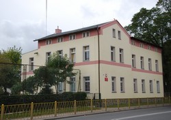 Umowa na modernizację budynku po byłej szkole w Mierzynie z przeznaczeniem na Punkt przedszkolny w Mierzynie podpisana